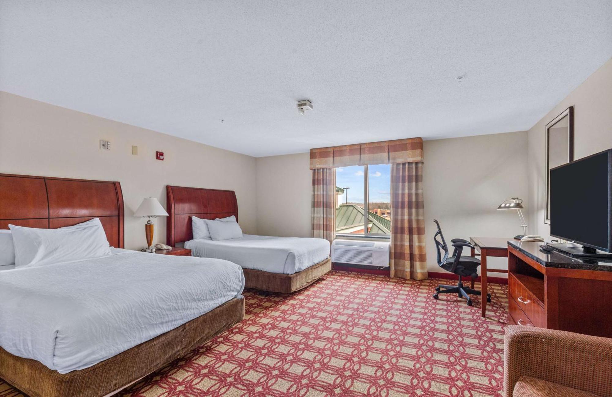 Hilton Garden Inn Starkville Esterno foto