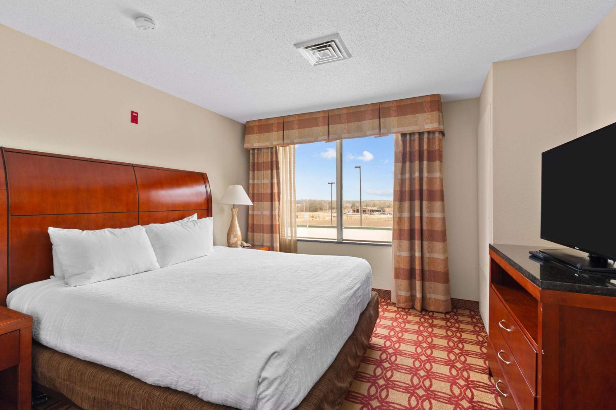 Hilton Garden Inn Starkville Esterno foto