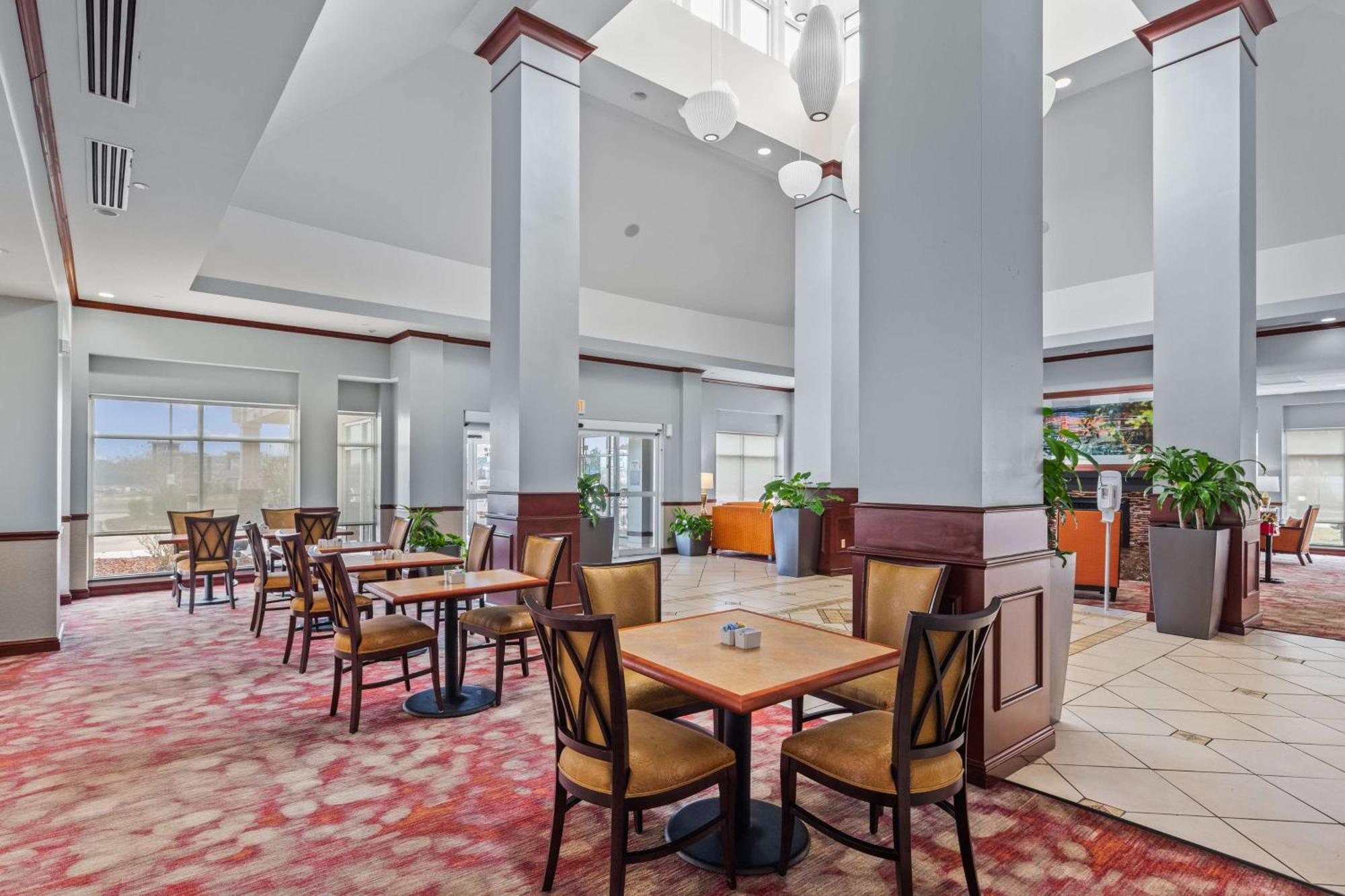 Hilton Garden Inn Starkville Esterno foto