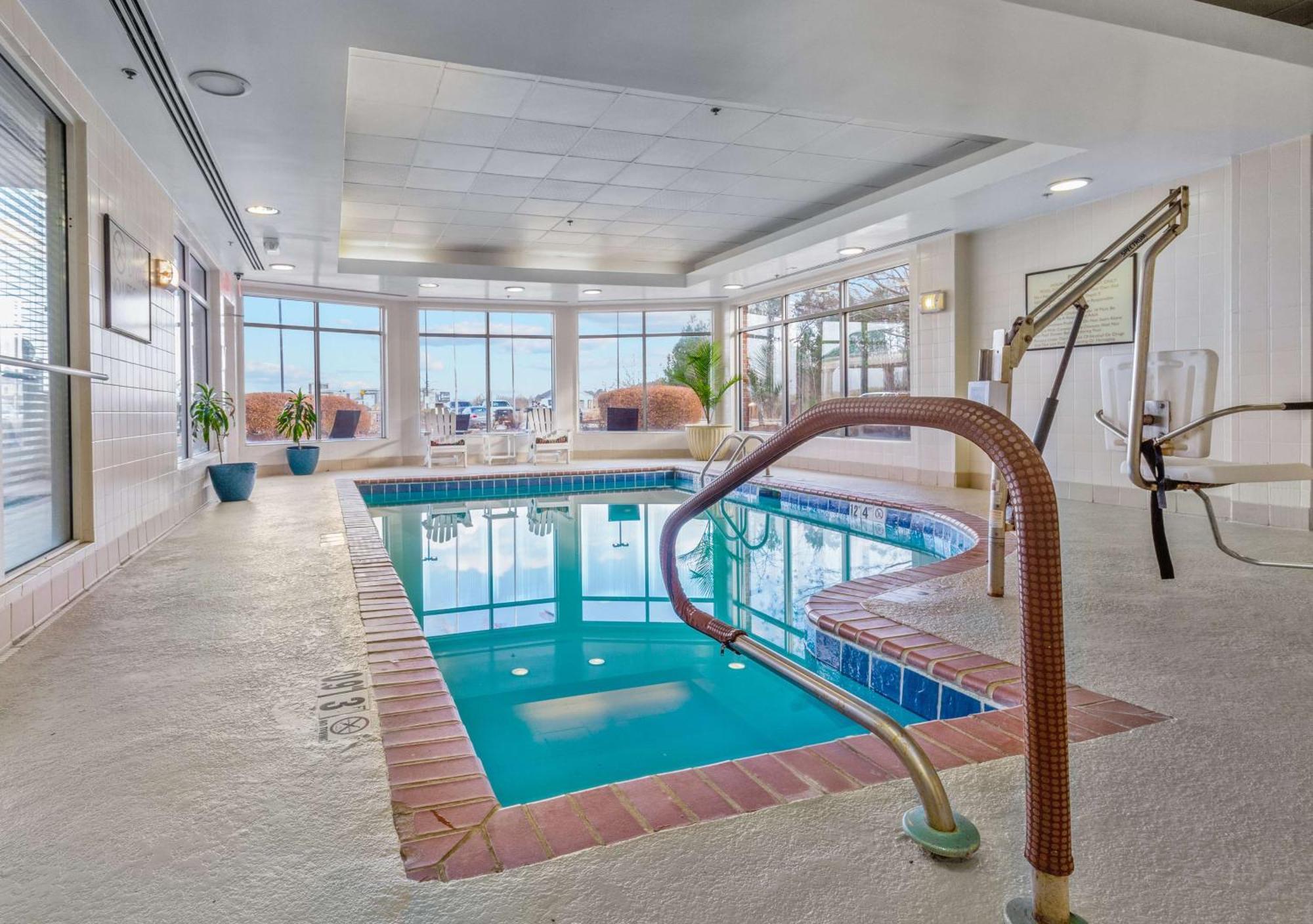Hilton Garden Inn Starkville Esterno foto