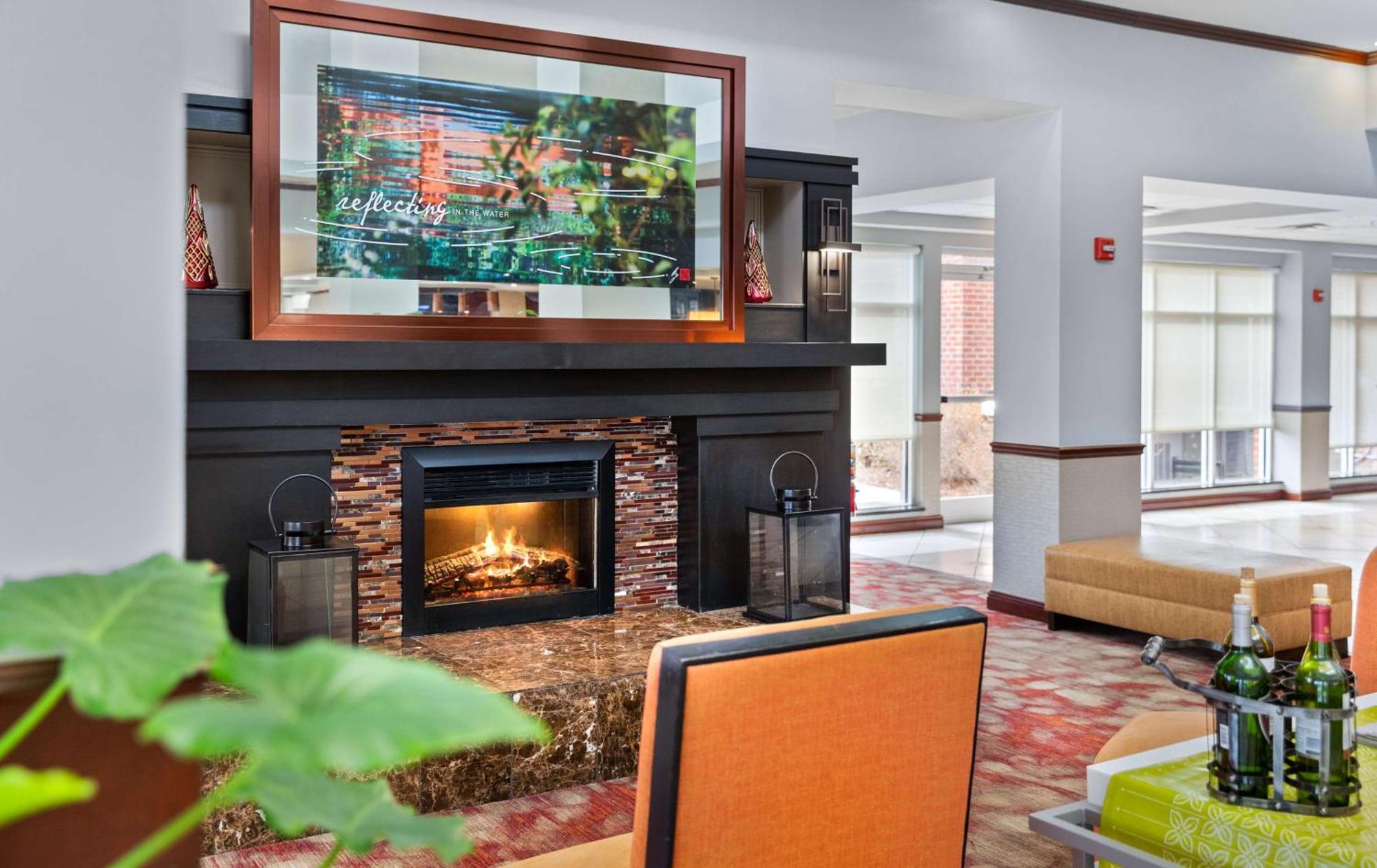 Hilton Garden Inn Starkville Esterno foto