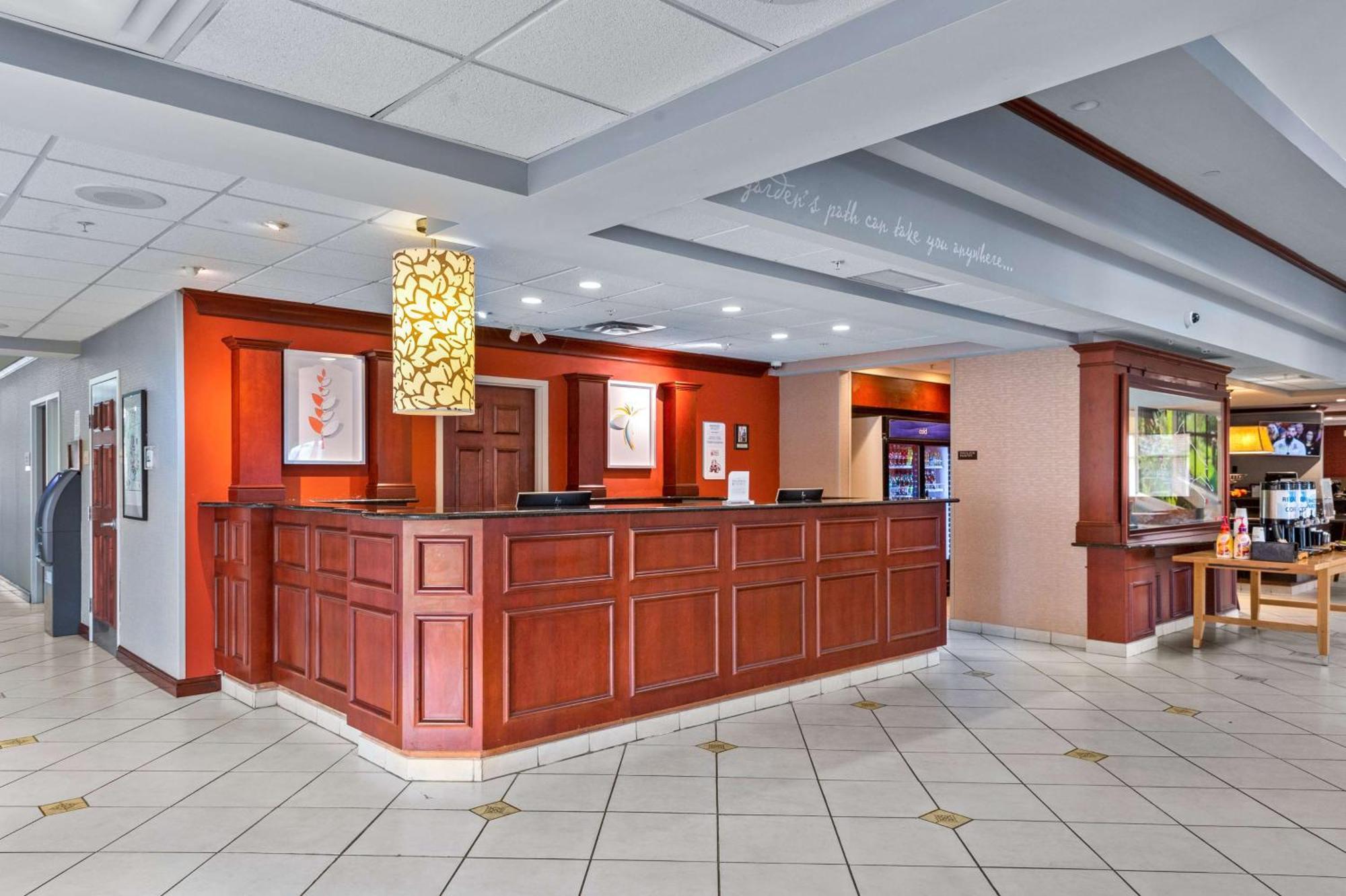 Hilton Garden Inn Starkville Esterno foto