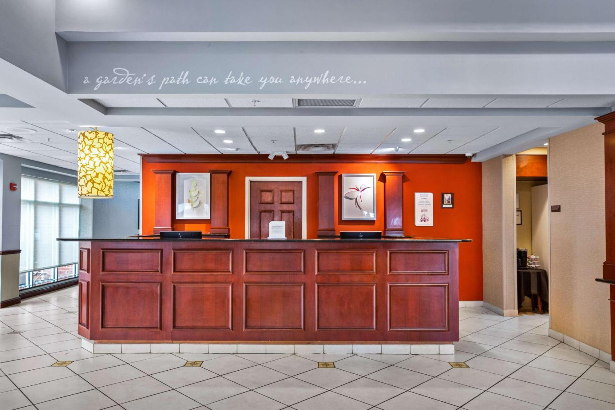 Hilton Garden Inn Starkville Esterno foto