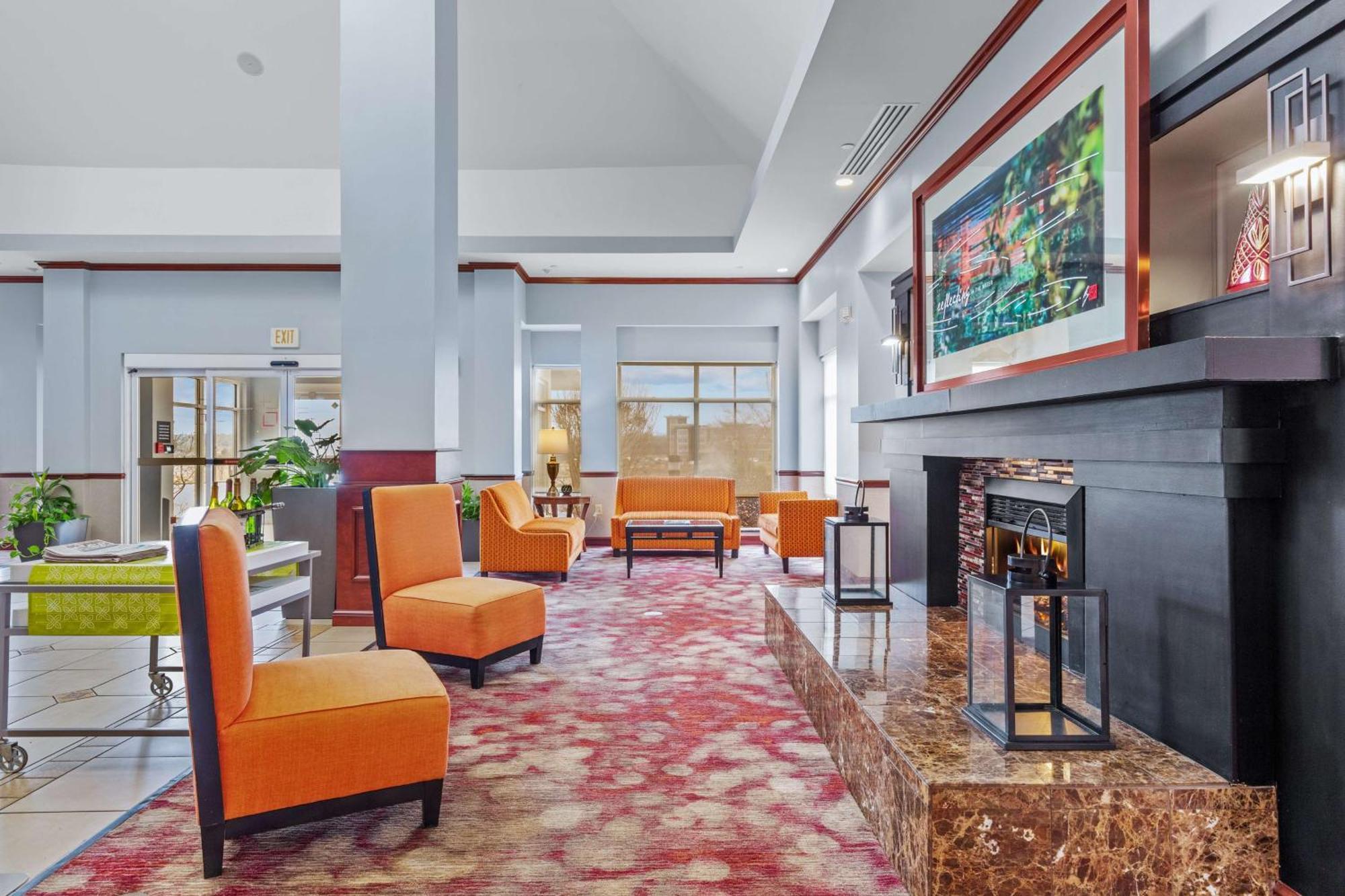 Hilton Garden Inn Starkville Esterno foto